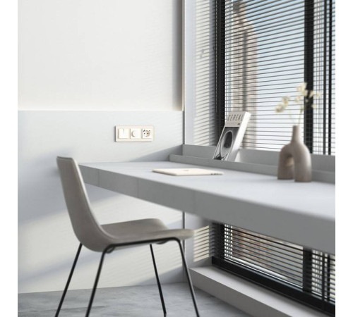 Розетка с заземлением и со шторкой и 2хUSB type A и C, без рамки Werkel айвори матовый W1171762