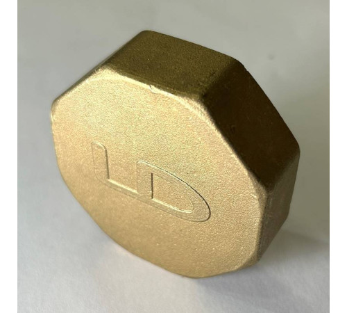 Заглушка резьбовая латунная LD DN40 1 1/2 ВР LD.65.504.40