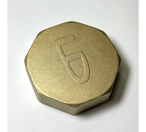 Заглушка резьбовая латунная LD DN50 2 ВР LD.65.504.50