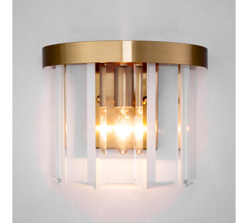 Классический настенный светильник 358/1