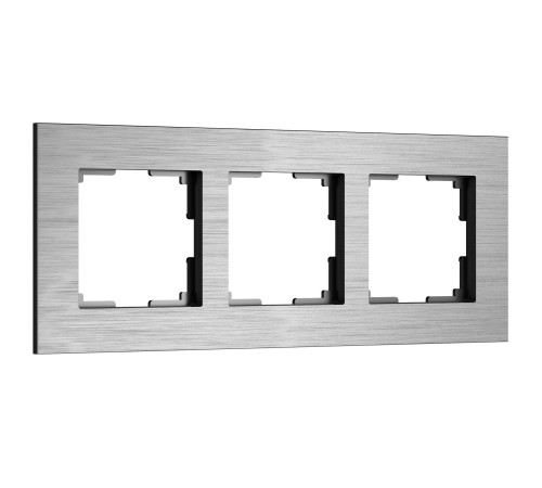 Рамка из металла на 3 поста АluMax алюминий W0033506