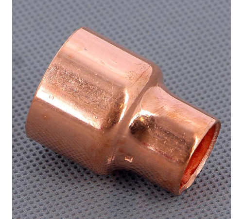 Муфта редукционная медная Viega 28х18 мм пайка 106256