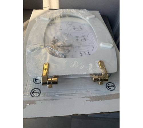 Сиденье для унитаза Villeroy & Boch Verity Line альпийский белый (поврежденный) 8M19S101