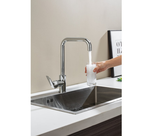 Смеситель для кухни Aquanet Вега квадратный излив хром AQ1081CR