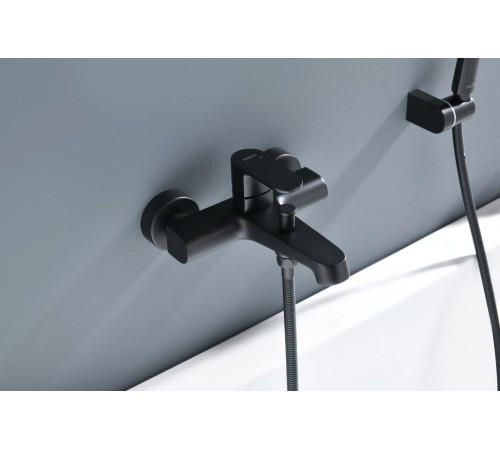 Смеситель для ванны Aquanet Oberon с душевым набором 3jet матовый черный AQ1249MB