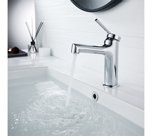 Смеситель для умывальника Lemark Minima монолитный хром LM3806C