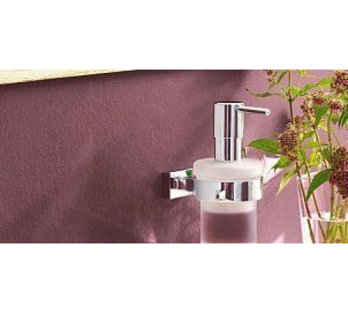 Дозатор жидкого мыла GROHE Essentials 40394001