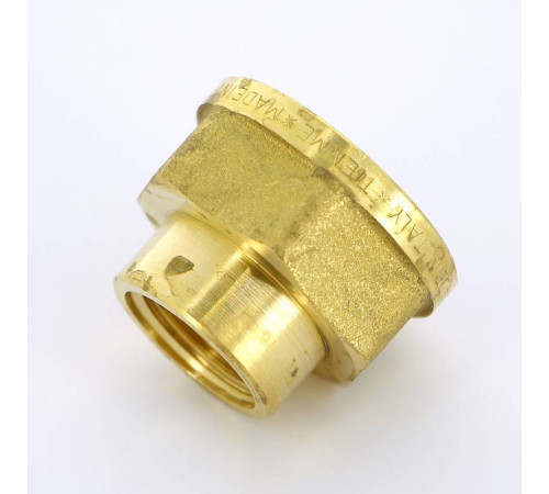 Муфта латунная Tiemme 1 x 1/2 дюйма ВР-ВР 1500080