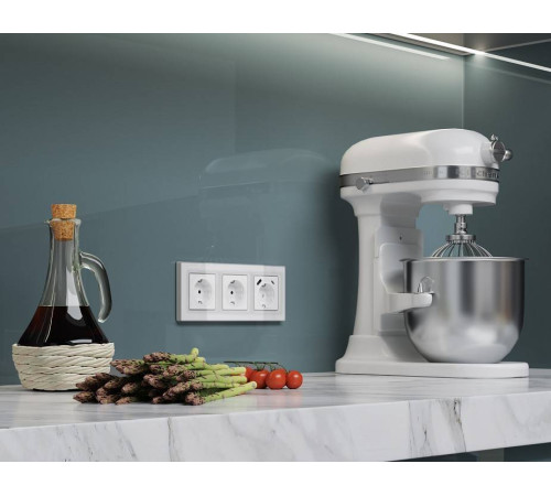 Рамка на 2 поста Ambrella Volt Arctic AF580132