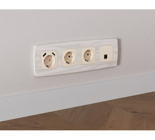 Розетка Ethernet RJ-45 и со шторками, без рамки Ambrella Volt OMEGA MO332005