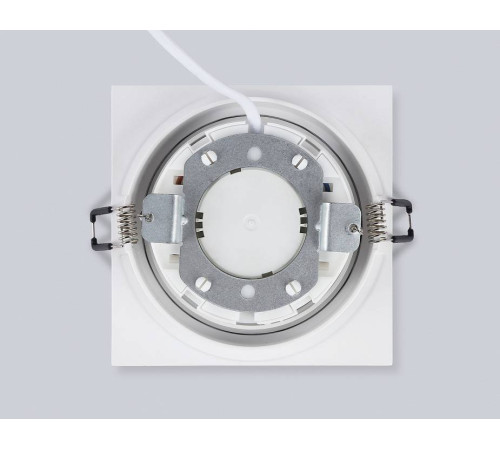 Встраиваемый светильник Ambrella Light TN TN51824