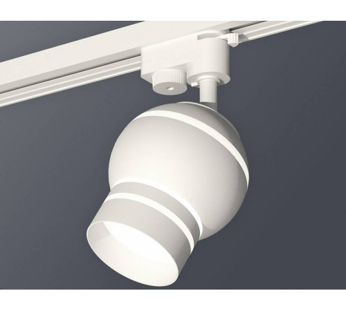 Светильник на штанге Ambrella Light XT XT1101050