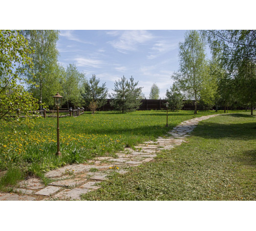 Наземный высокий светильник Covali FL-31082