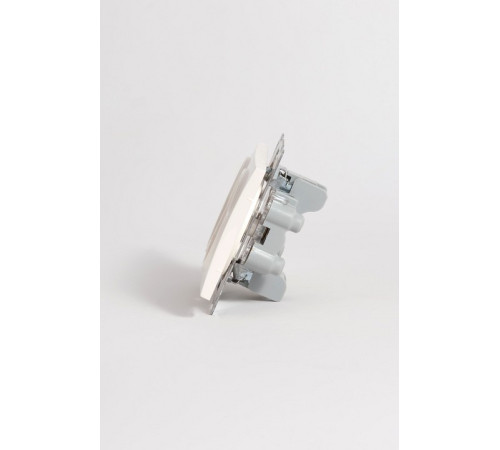 Розетка двойная без заземления, без рамки Elbi Eleсtriс Zena Vega 609-010200-908