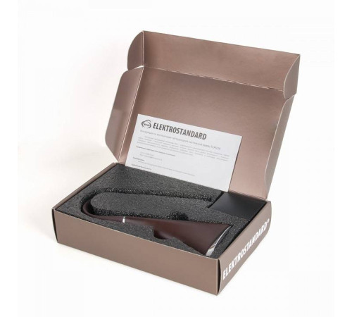 Настольная лампа офисная Elektrostandard ELARA a037504