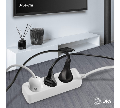 Удлинитель ЭРА U-3e 3 розетки с заземлением 7 м 3х1.5 мм² U-3e-7m-3x1,5