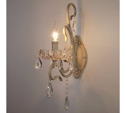 Бра Eurosvet Etna 12205/1 белый Strotskis