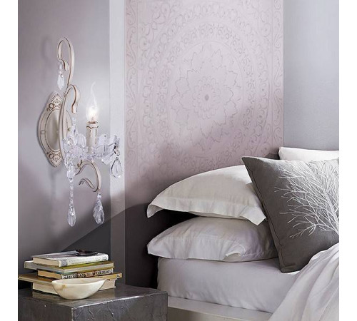 Бра Eurosvet Etna 12205/1 белый Strotskis