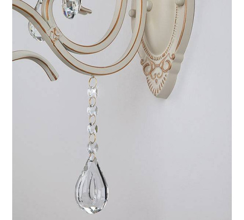 Бра Eurosvet Etna 12205/1 белый Strotskis