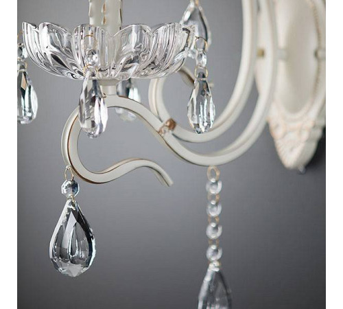 Бра Eurosvet Etna 12205/1 белый Strotskis