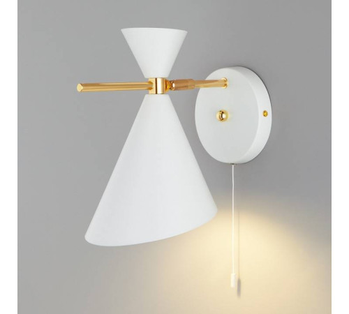 Бра Eurosvet Apart 70114/1 белый