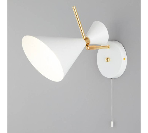 Бра Eurosvet Apart 70114/1 белый