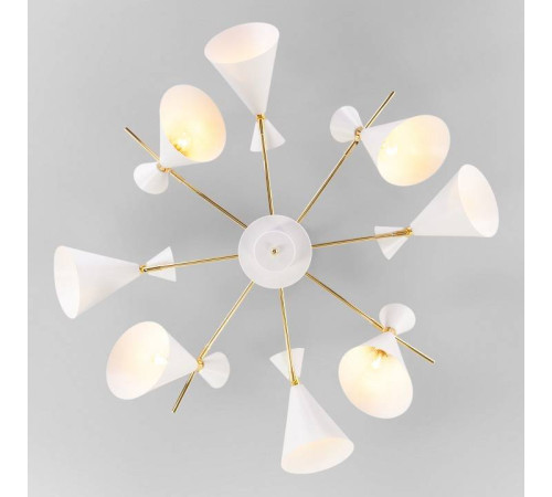 Потолочная люстра Eurosvet Apart 70114/8 белый