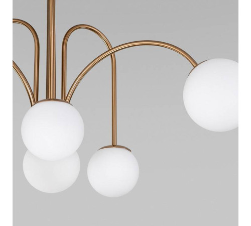 Люстра на штанге Eurosvet Alix 30177/6 латунь