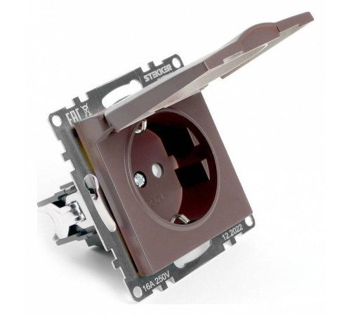 Розетка с заземлением и с шторками, без рамки с крышкой Stekker Катрин 49029