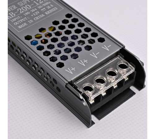 Блок питания Imperiumloft Blkb12V