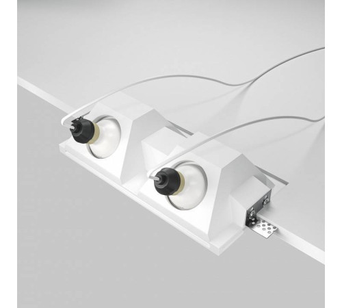 Встраиваемый светильник Maytoni Gyps Modern DL002-WW-02-W