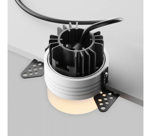 Встраиваемый светильник Maytoni Nude DL065-12W3K-TRS-W