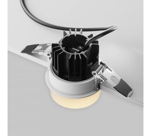 Встраиваемый светильник Maytoni Nude DL065-12W3K-W