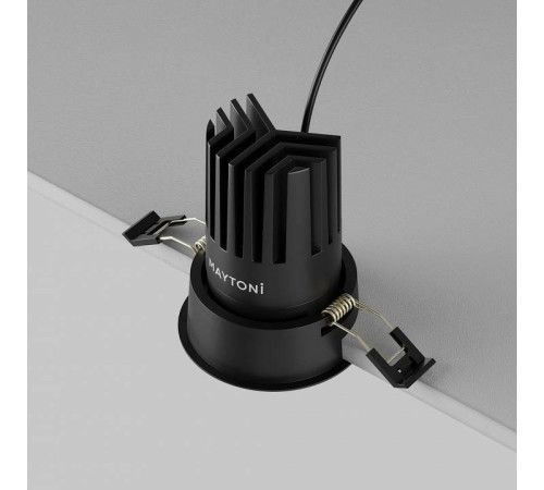 Встраиваемый светильник Maytoni Dip DL117-15W-4K-B
