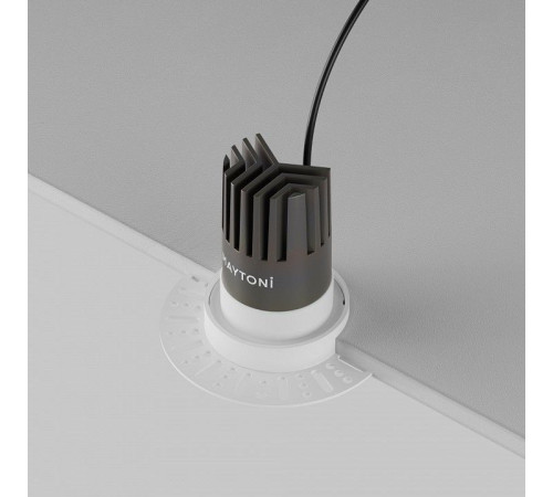 Встраиваемый светильник Maytoni DL119-10W-3K-TRS-W