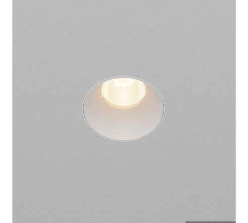 Встраиваемый светильник Maytoni DL119-10W-3K-TRS-W