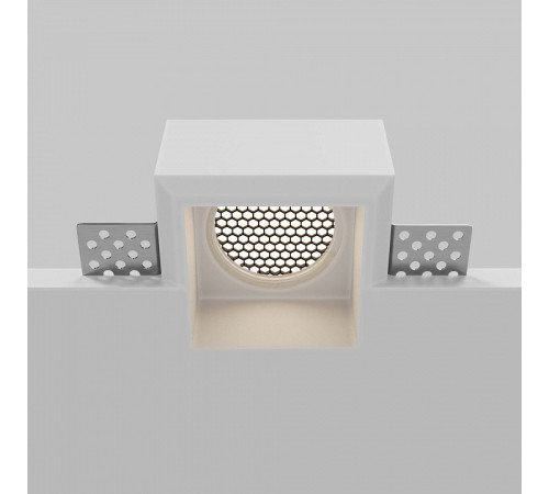 Встраиваемый светильник Maytoni Technical Gyps Modern DL131-GU10-01-W