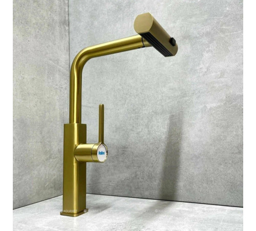 Смеситель для кухни Haiba HB73824-5 с выдвижным изливом нержавеющая сталь золото HB73824-5