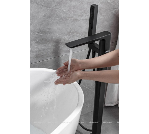 Смеситель напольный Allen Brau INFINITY высота 829 мм черный матовый 5.21009-31
