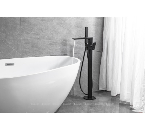 Смеситель напольный Allen Brau INFINITY высота 829 мм черный матовый 5.21009-31