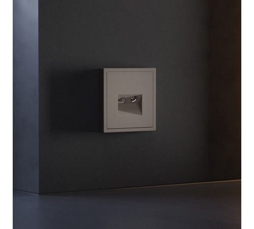 Накладка для ТВ-розетки и RJ-11 или RJ-45 Voltum S70 VLS002714