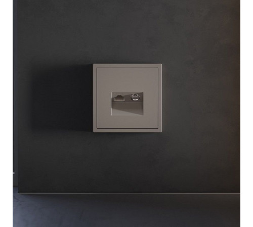Накладка для ТВ-розетки и RJ-11 или RJ-45 Voltum S70 VLS002714