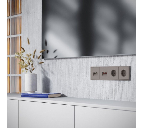 Накладка для ТВ-розетки и RJ-11 или RJ-45 Voltum S70 VLS002714
