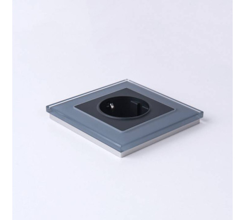 Розетка с заземлением, без рамки Werkel W117 7 W1171308