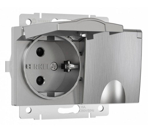 Розетка двойная влагозащищенная с заземлением и с шторками, без рамки с крышкой Werkel серебро W1172209