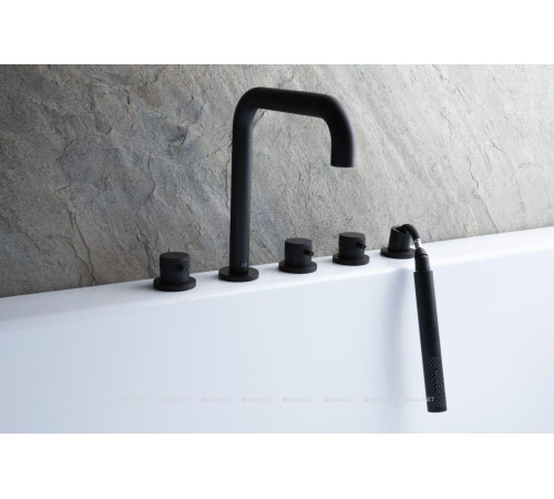 Смеситель на борт ванны Allen Brau Priority излив 190 мм черный матовый 5.31007-31