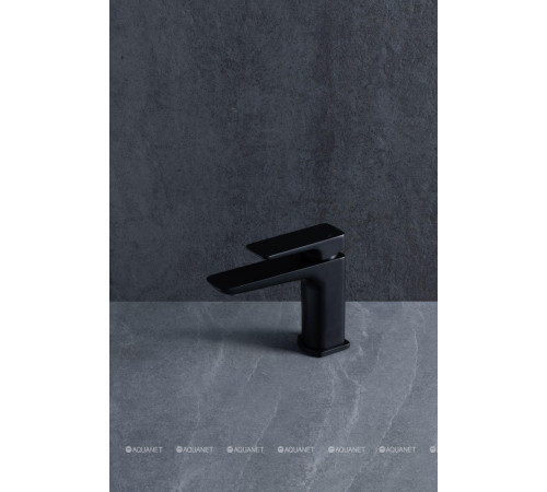 Смеситель для умывальника Allen Brau Infinity излив 121 мм черный матовый 5.21001-31