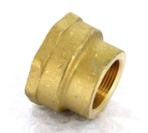 Муфта латунная Uni-Fitt 2 x 1 1/2 дюйма ВР-ВР 602G7600