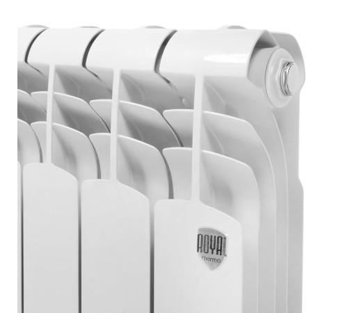 Радиатор биметаллический Royal Thermo Vittoria Super 300 9 секций боковое подключение 1426003