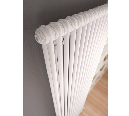 Радиатор трубчатый Irsap TESI 3 565 мм 12 секций подключение 25 (1/2 сверху) RR305651201A425N